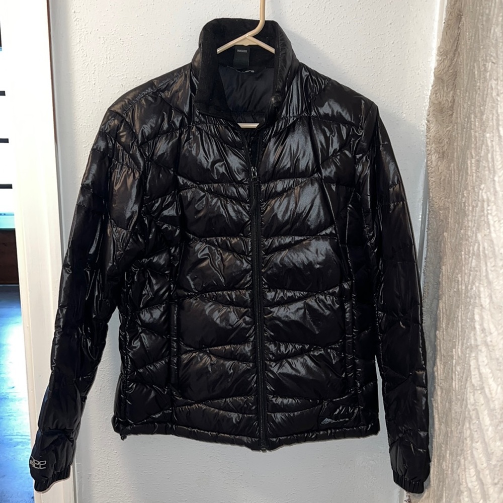 CORDILLERA black puffer jacket, size Medium